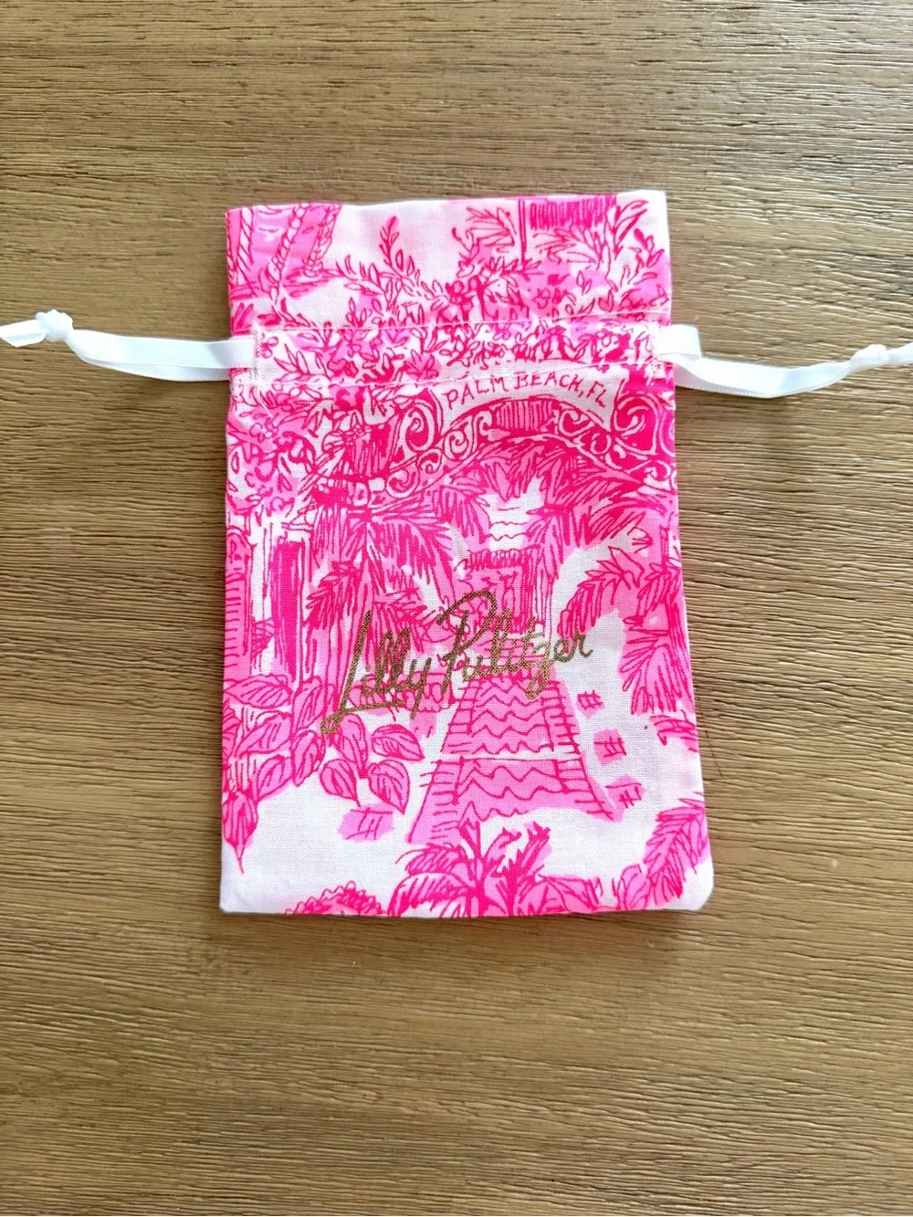 Lilly Pulitzer set of 4 Jewelry Printed Pouches With Drawstring